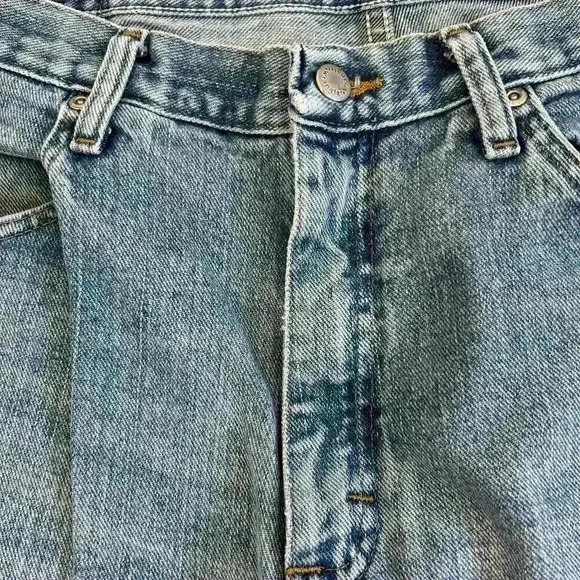 Wrangler Mens Straight Jeans Relaxed Fit Mid Rise Light Wash Blue Size 34x32 - Picture 3 of 7